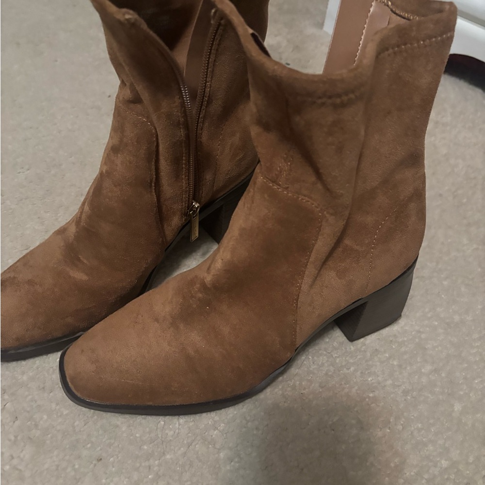 Anne Klein ankle boots size 7.5